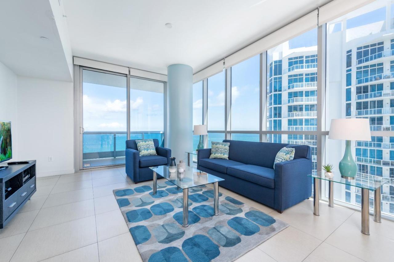 Churchill Suites Monte Carlo Miami Beach Exterior photo