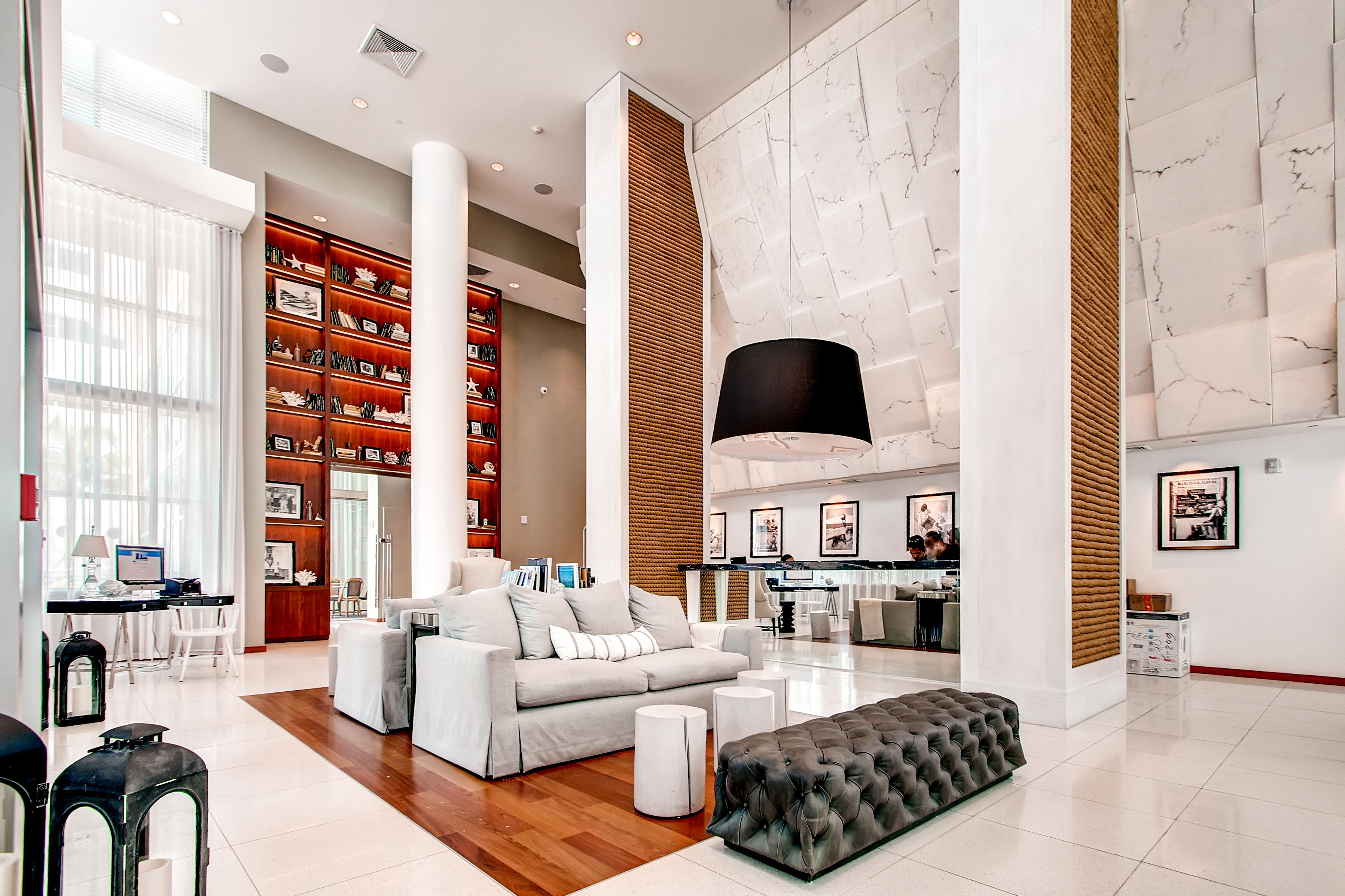 Churchill Suites Monte Carlo Miami Beach Exterior photo
