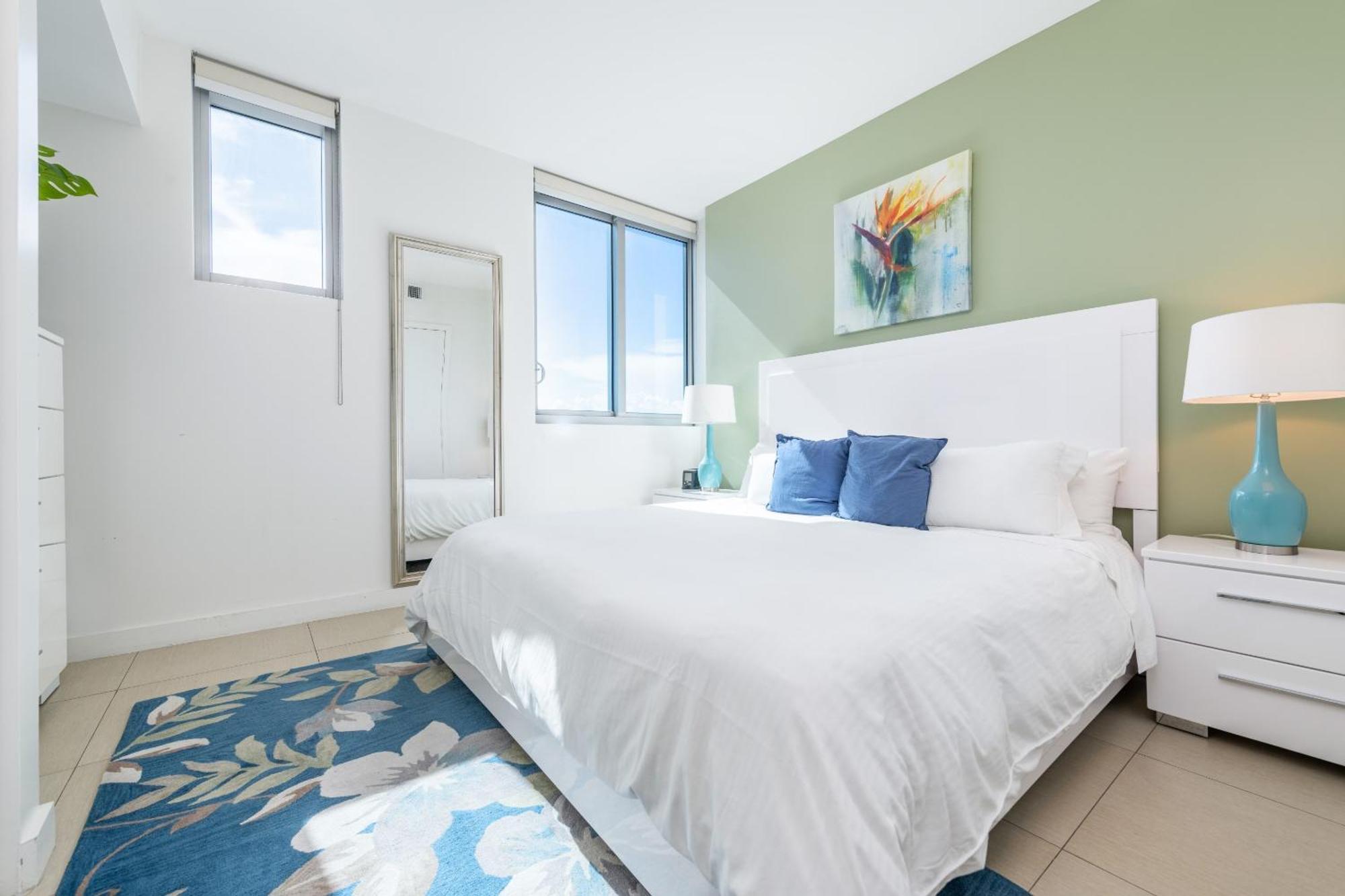 Churchill Suites Monte Carlo Miami Beach Room photo