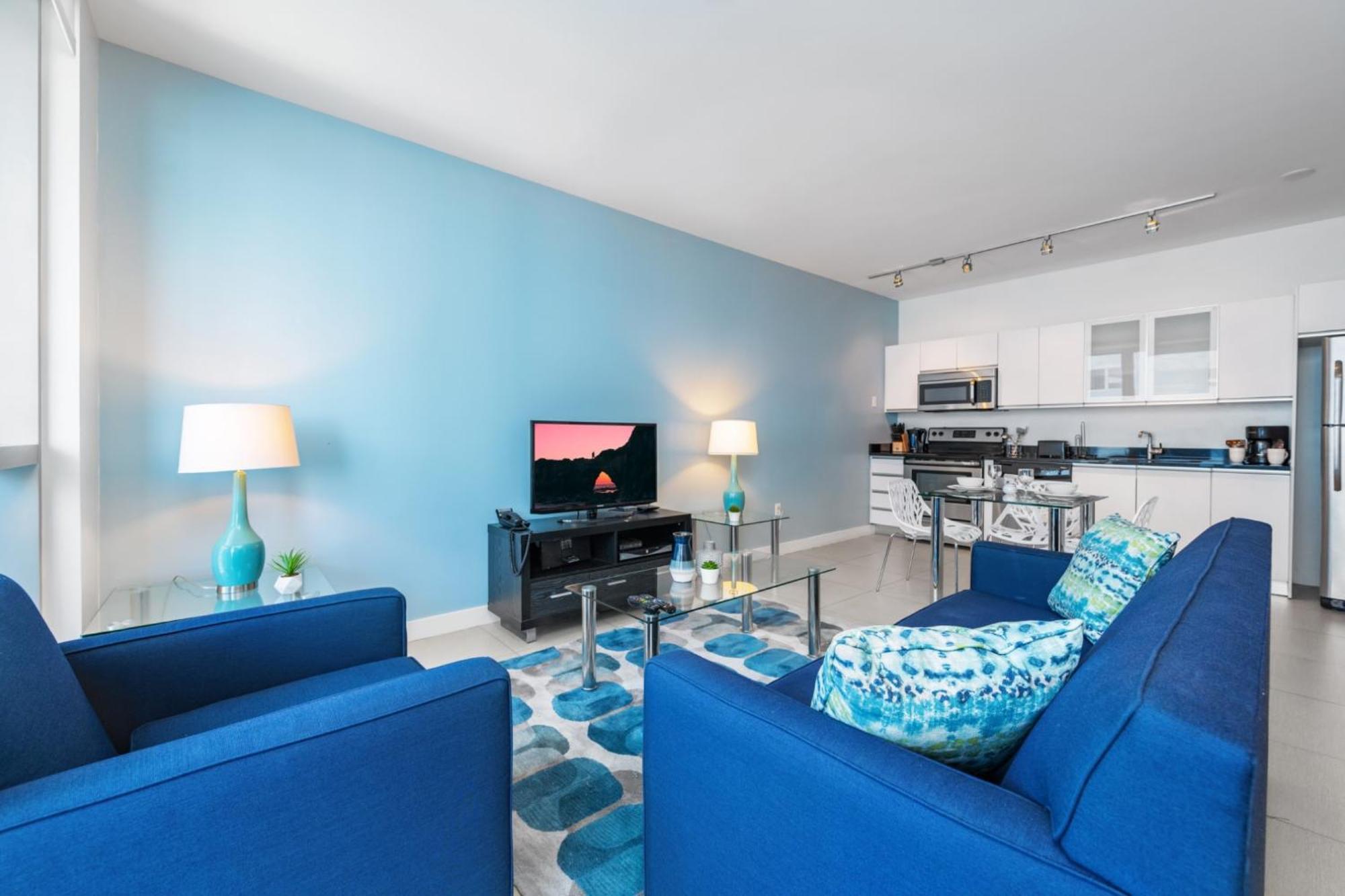 Churchill Suites Monte Carlo Miami Beach Room photo